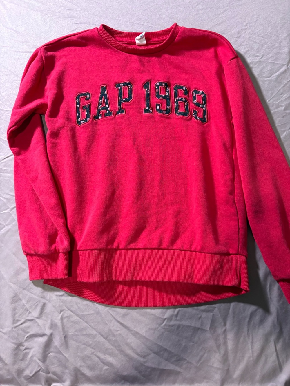 GAP Women's Crewneck Sweatshirt - Bright Pink with Navy Appliqué